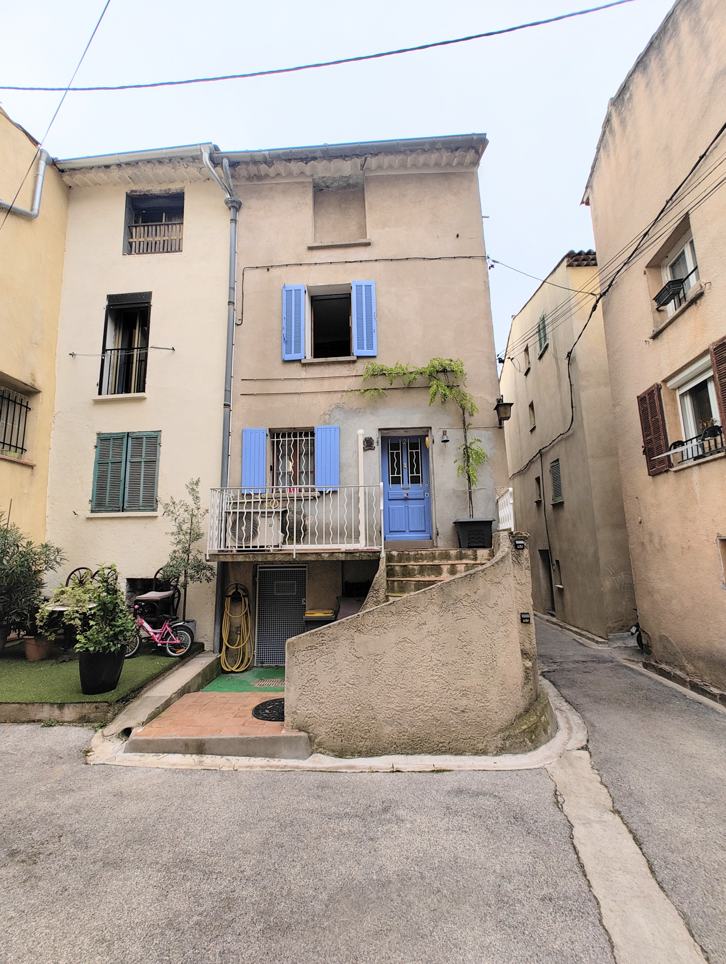 Vente Appartement 90m² 3 Pièces à Le Luc (83340) - Intramuros Immobilier